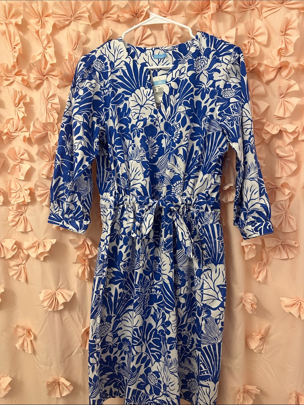 Women’s Blue and White Floral Drawstring Dress J. McLaughlin size S